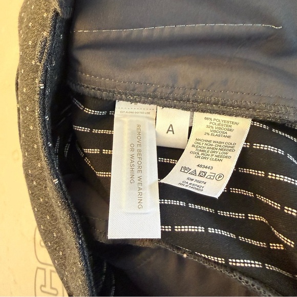 LOFT Plus Marisa Skinny Dress Pants in a Grey Geometric Pattern. Size 22 - Picture 5 of 7